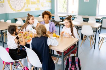 🍽️ Menù Primavera–Estate della Mensa Scolastica 🌸🌞